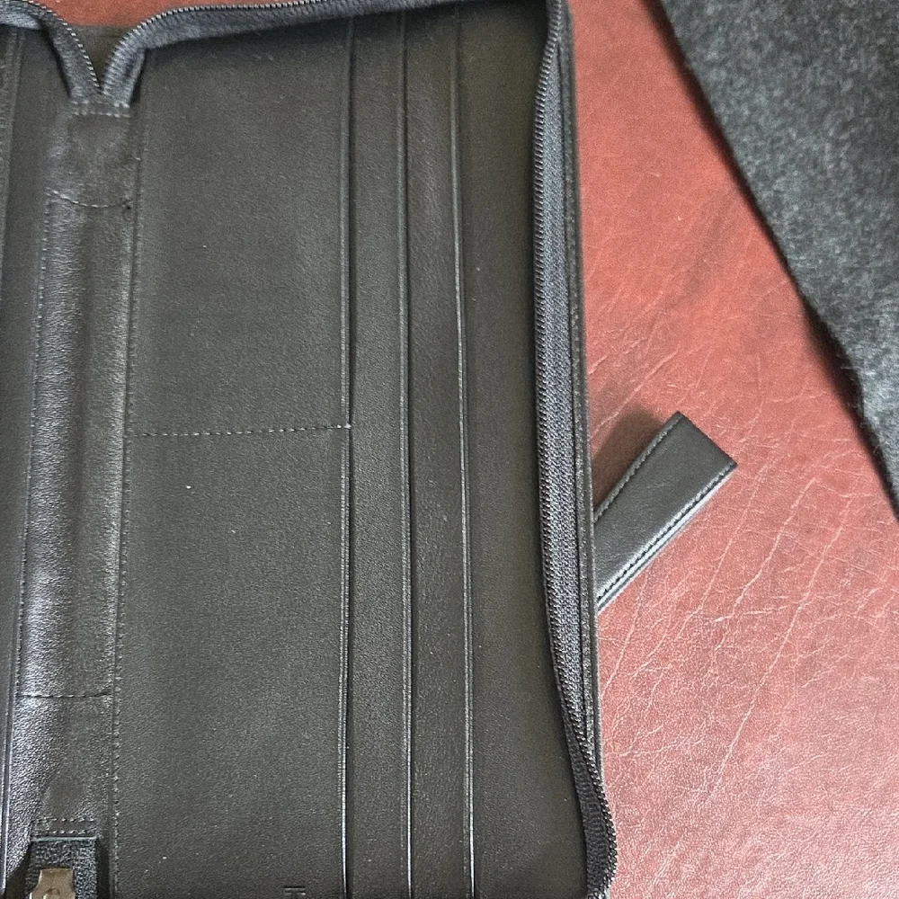 Tumi Black Passport and Travel Organizer Zip Around Case